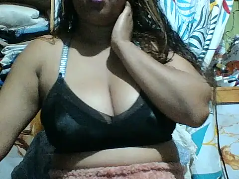 Snapshot of SEXY_METISE chatting on 05-22-26, 02:20 SEXY METISE online show from 05-22-26, 02:20