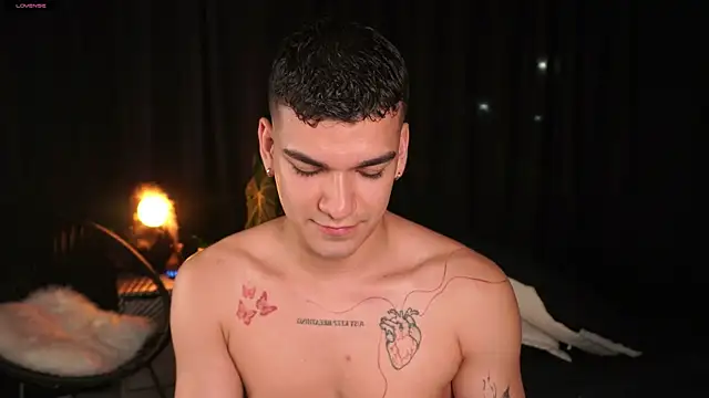 EROS AND ALAN online show from 11-19-25, 02:55