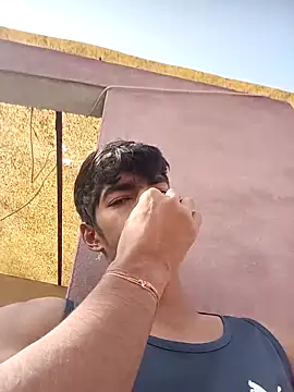 monster 33 online show from 11-15-25, 06:50