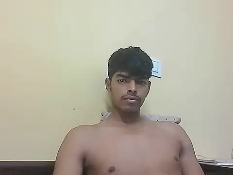 monster 33 online show from 04-26-26, 08:00