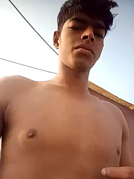 monster 33 online show from 10-22-25, 03:06