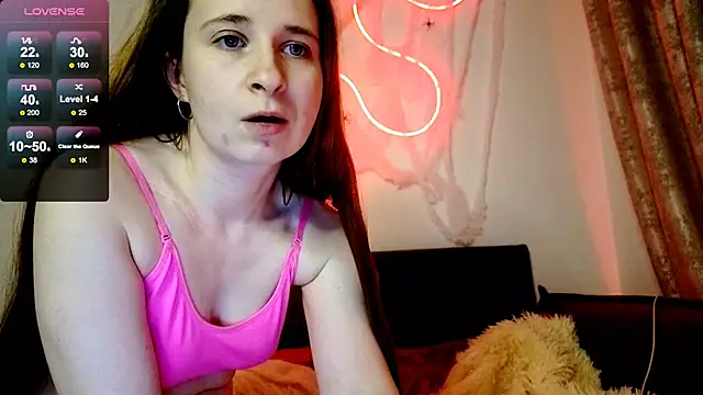  Linett  online show from 10-31-25, 07:54