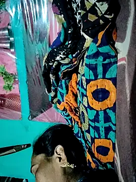 Pooja750 online show from 11-29-25, 07:58