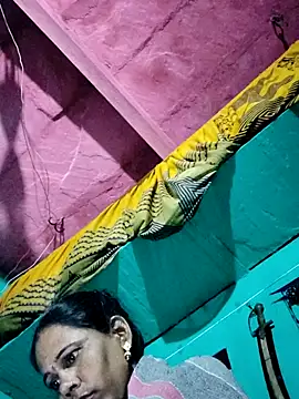 Pooja750 online show from 11-05-25, 08:45