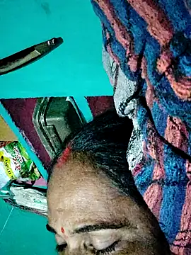 Pooja750 online show from 11-03-25, 04:43