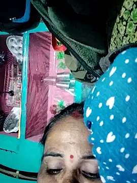 Pooja750 online show from 11-22-25, 05:12