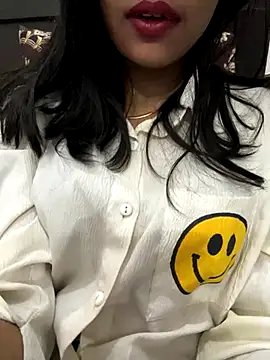 seemujaan online show from 10-28-25, 03:51