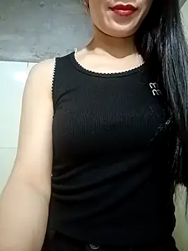 Snapshot of Vyvyy06 chatting on 10-02-25, 01:31 Vyvyy06 online show from 10-02-25, 01:31