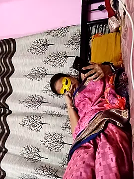 Snapshot of Gullapi chatting on 02-23-26, 08:20 Gullapi online show from 02-23-26, 08:20