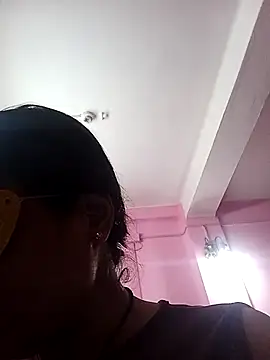 Snapshot of Gullapi chatting on 02-15-26, 03:29 Gullapi online show from 02-15-26, 03:29