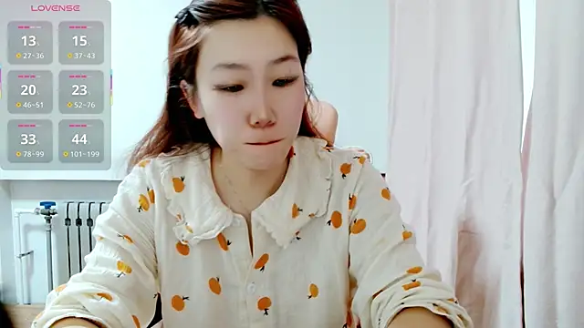 Snapshot of Annasweet- chatting on 03-03-26, 08:10 Annasweet- online show from 03-03-26, 08:10