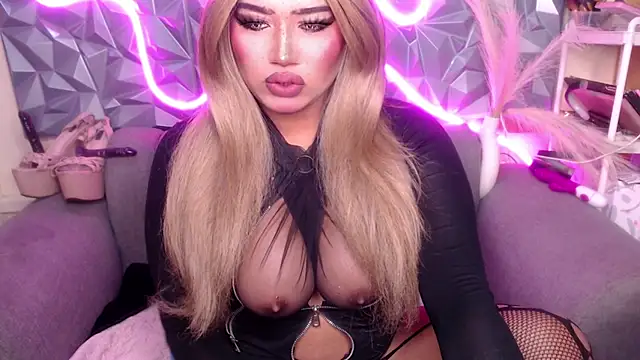 Snapshot of DOMINANT_10inchsCOCK chatting on 01-12-26, 12:50 DOMINANT 10inchsCOCK online show from 01-12-26, 12:50