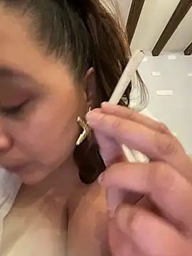 Big Boob Gang online show from 11-21-25, 09:25