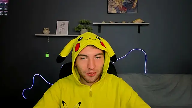 joseph bear  online show from 09-18-25, 05:21