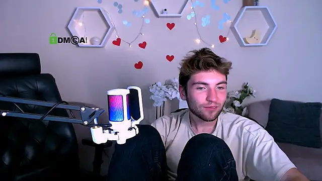 joseph bear  online show from 10-03-25, 03:41