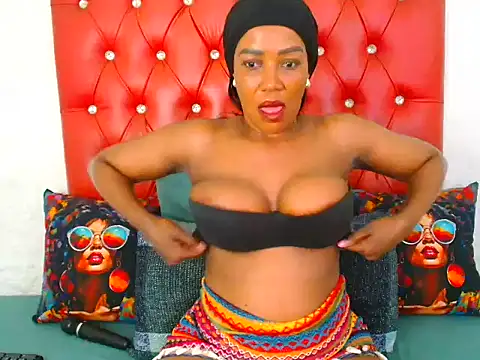 GaggingQueen32 online show from 10-25-25, 03:23