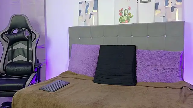  online show from 07-04-26, 12:32