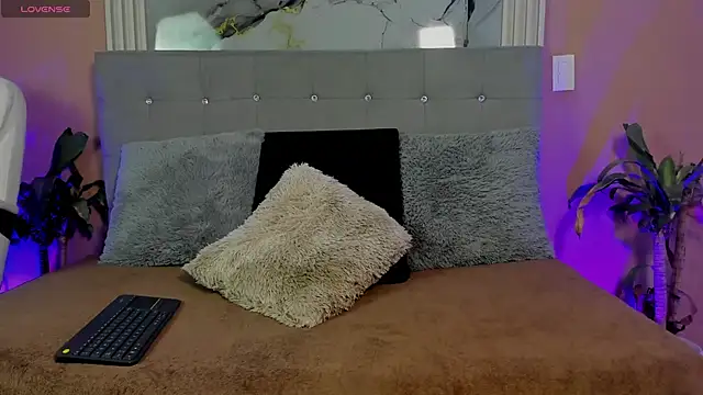  online show from 04-10-26, 12:12