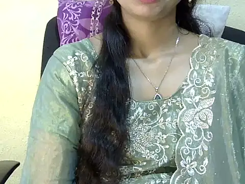 Snapshot of Rahat_S chatting on 06-12-26, 06:44 Rahat S online show from 06-12-26, 06:44