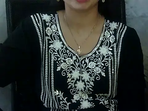 Snapshot of Rahat_S chatting on 06-18-26, 07:07 Rahat S online show from 06-18-26, 07:07