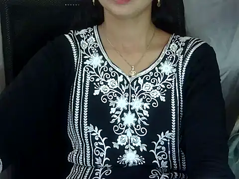 Snapshot of Rahat_S chatting on 06-18-26, 09:25 Rahat S online show from 06-18-26, 09:25