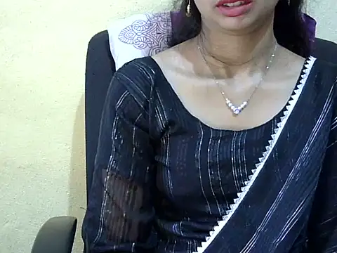 Snapshot of Rahat_S chatting on 06-13-26, 07:06 Rahat S online show from 06-13-26, 07:06