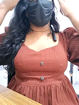 BeautyGirl sara online show from 10-28-25, 07:18