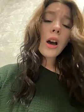 Mimiumuy online show from 10-22-25, 02:49