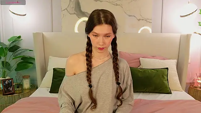 MaryNixon  online show from 03-07-26, 05:14