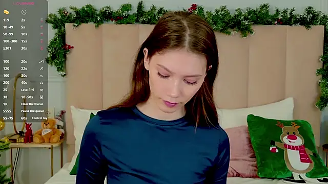 MaryNixon  online show from 01-12-26, 05:03