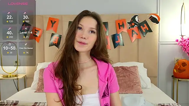 MaryNixon  online show from 10-26-25, 05:08