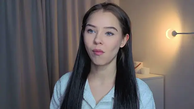 slyshypie online show from 12-20-25, 01:03