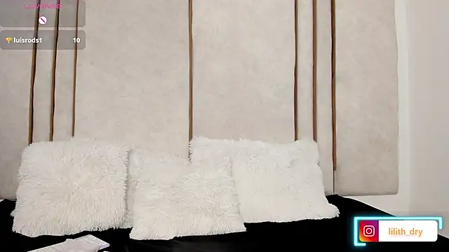 Snapshot of Lilith_dry chatting on 09-15-25, 12:49 Lilith dry online show from 09-15-25, 12:49