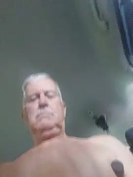 slaveman4you online show from 05-12-26, 03:51