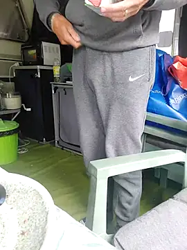 Snapshot of slaveman4you chatting on 09-17-25, 11:56 slaveman4you online show from 09-17-25, 11:56