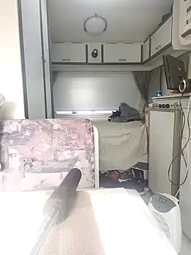 Snapshot of slaveman4you chatting on 10-21-25, 12:15 slaveman4you online show from 10-21-25, 12:15