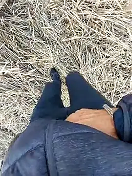 Snapshot of slaveman4you chatting on 11-06-25, 02:32 slaveman4you online show from 11-06-25, 02:32