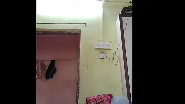 riyamore9623 online show from 10-26-25, 09:20