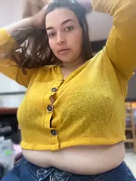 sarahreyess 11 online show from 04-15-26, 11:05