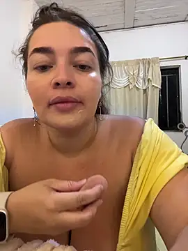 Snapshot of sarahreyess_11 chatting on 10-30-25, 03:27 sarahreyess 11 online show from 10-30-25, 03:27