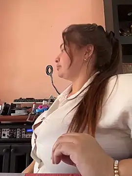sarahreyess 11 online show from 03-07-26, 07:30