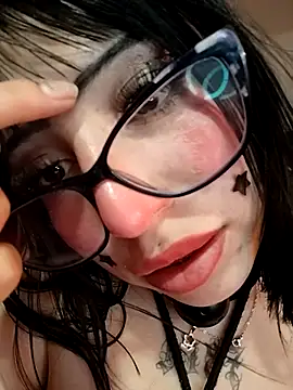 Kitty Melodi online show from 10-13-25, 10:21