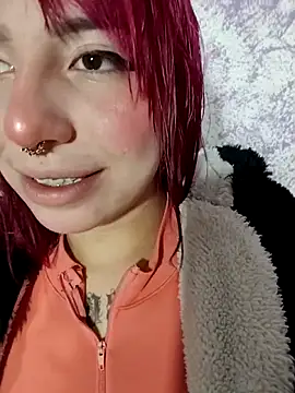 Snapshot of Kitty_Melodi chatting on 06-18-26, 11:37 Kitty Melodi online show from 06-18-26, 11:37