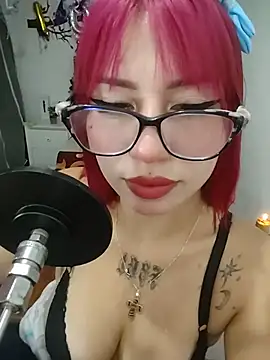 Kitty Melodi online show from 05-21-26, 11:40