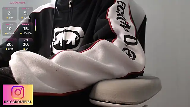 delgadopollon1991 online show from 02-26-26, 11:05