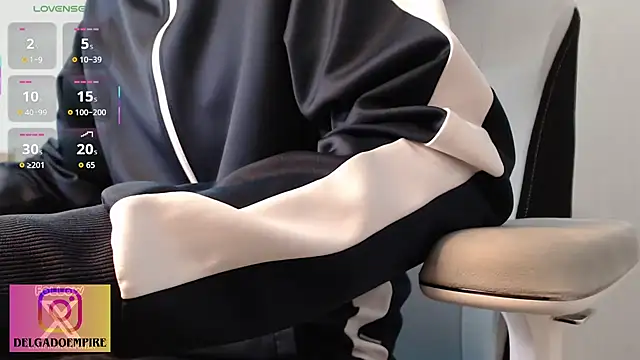 delgadopollon1991 online show from 02-09-26, 03:32