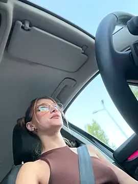 Snapshot of TeaseRosie chatting on 10-11-25, 03:24 TeaseRosie online show from 10-11-25, 03:24