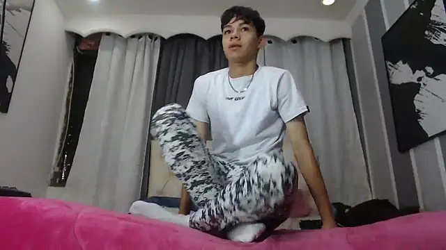 SemerHott online show from 09-15-25, 01:55