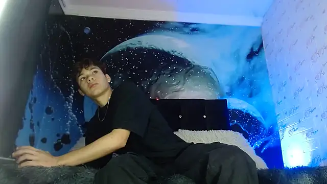 SemerHott online show from 10-11-25, 01:23