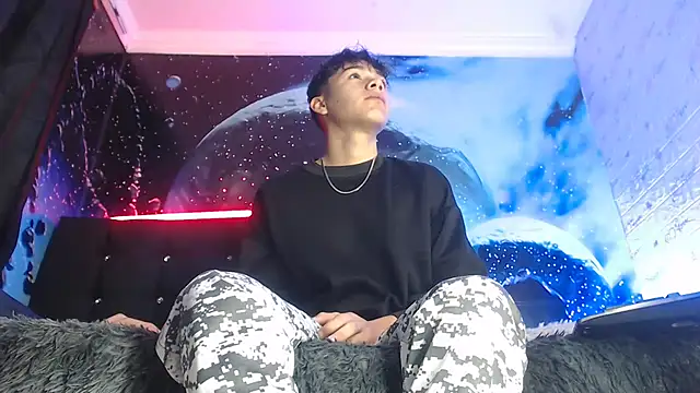 SemerHott online show from 10-27-25, 01:23